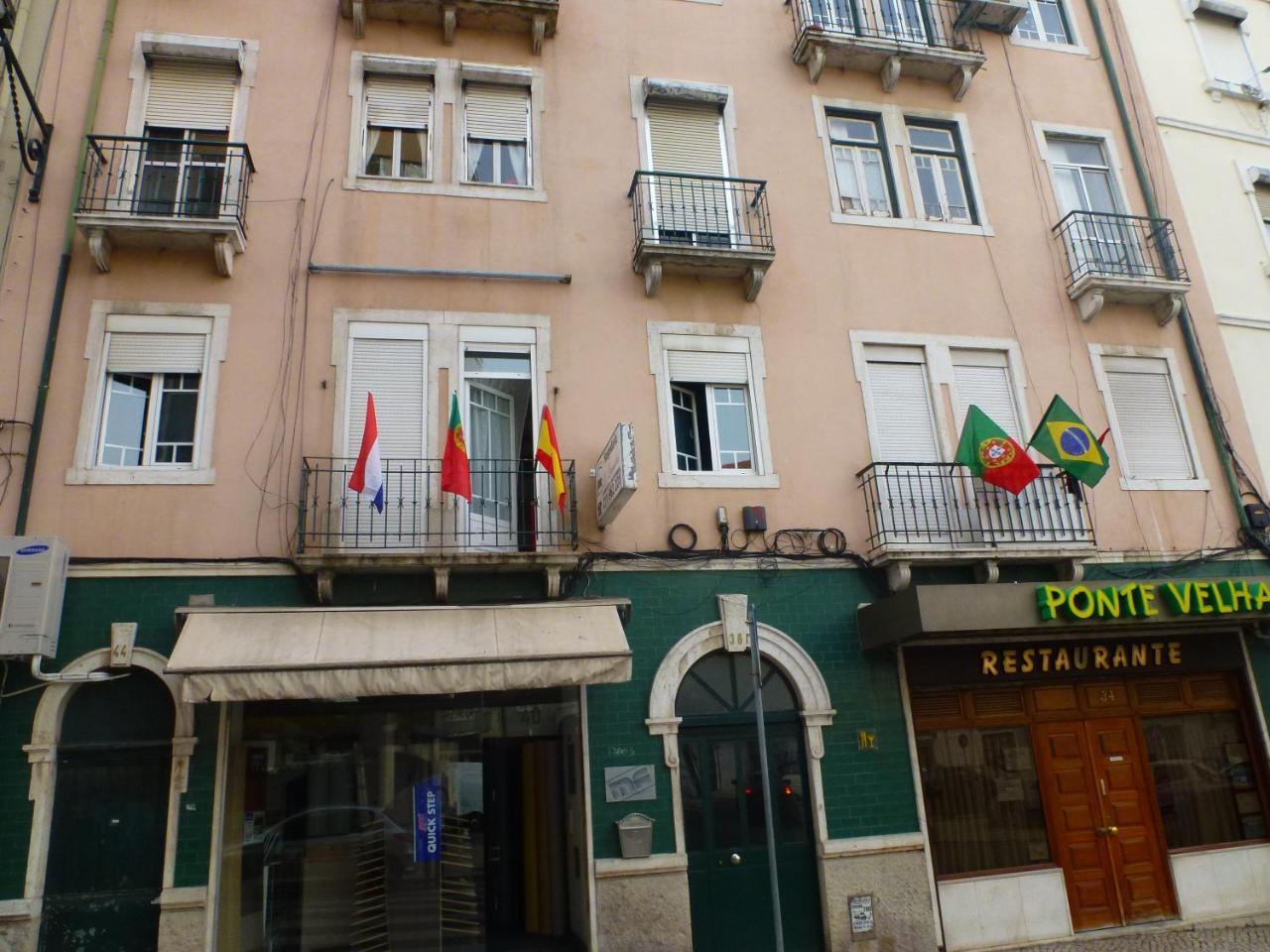Hospedaria D. Damelio Lisboa Εξωτερικό φωτογραφία